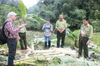 3_Prof. Nguyen Xuan Dang -Project leader is instrusting how to record and assess the damage