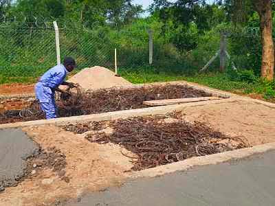 Snare Mountain, Uganda, Elephants, Stop the Snares!, Murchison Falls, poaching, snares in building materials, repurposing snares